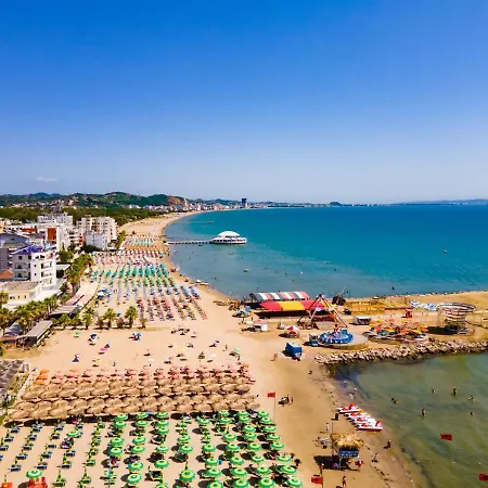 Metropolis Palace 3* Durres