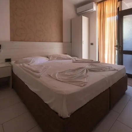 Metropolis Palace Durrës