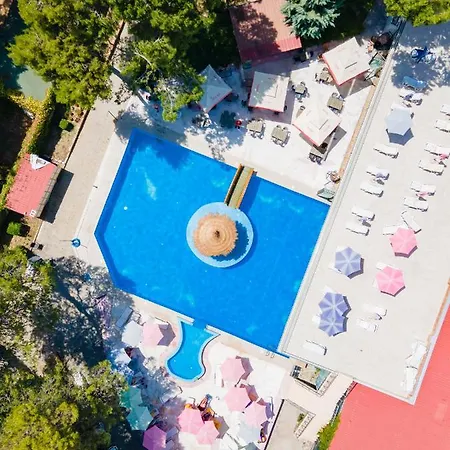 Metropolis Palace Durres