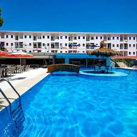Metropolis Palace 3*