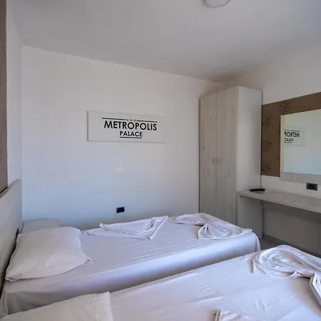 Metropolis Palace 酒店 3*