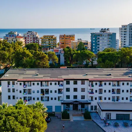 Hotel Metropolis Palace 3*