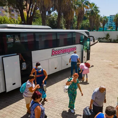 Metropolis Palace Hotel 3*