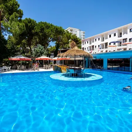 Hotel Metropolis Palace 3*