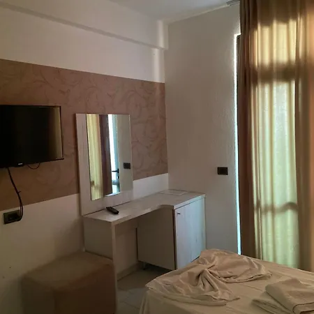 Hotel Metropolis Palace
