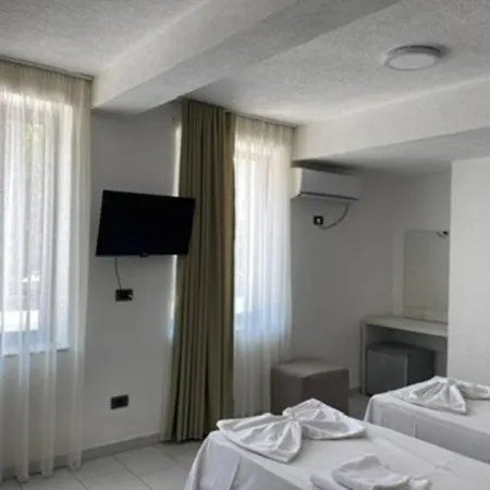 Metropolis Palace Durres