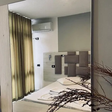 Hotel Metropolis Palace Durres